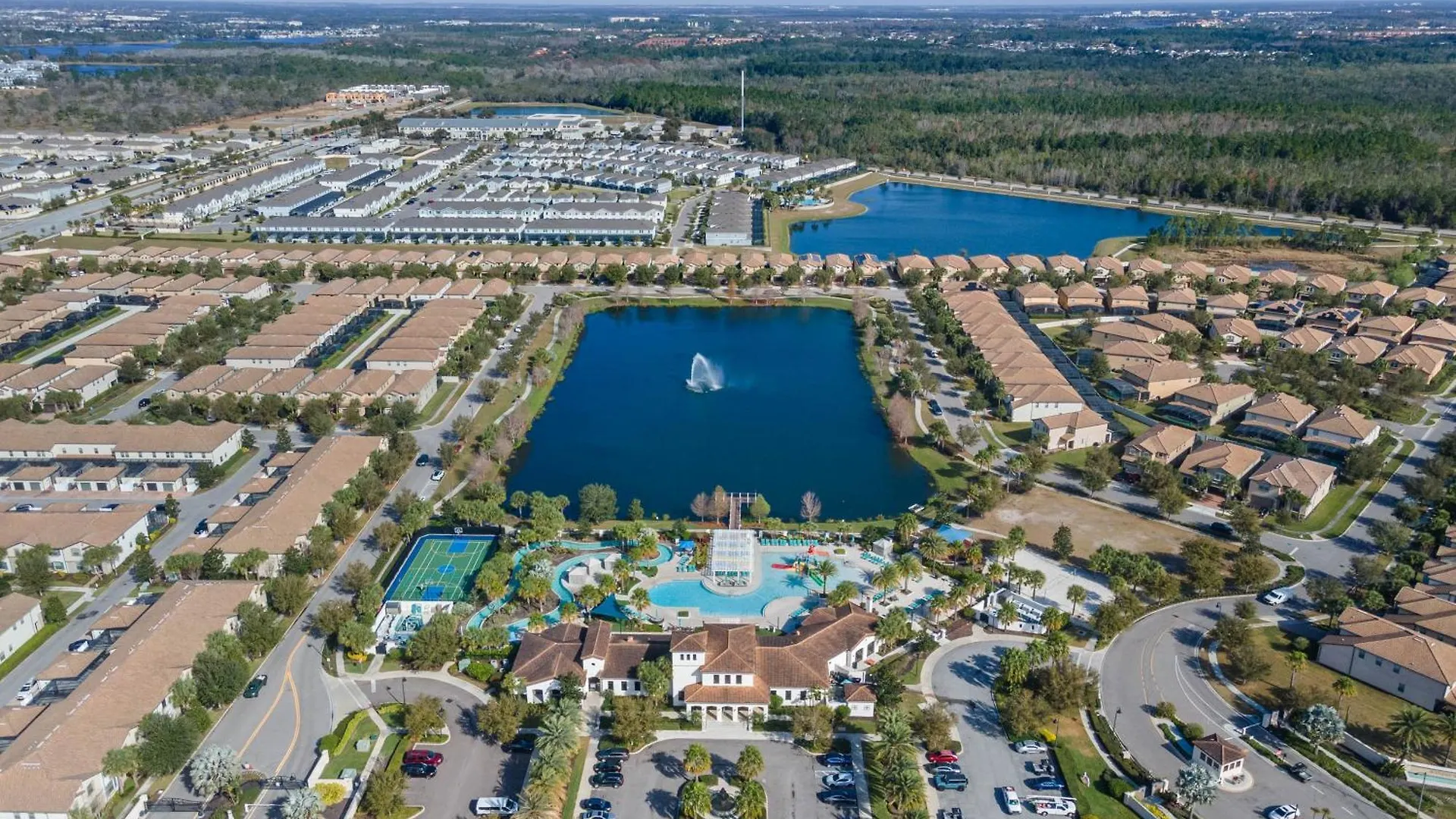 Windsor At Westside: 8br Near W/ Pool & Game בית נופש