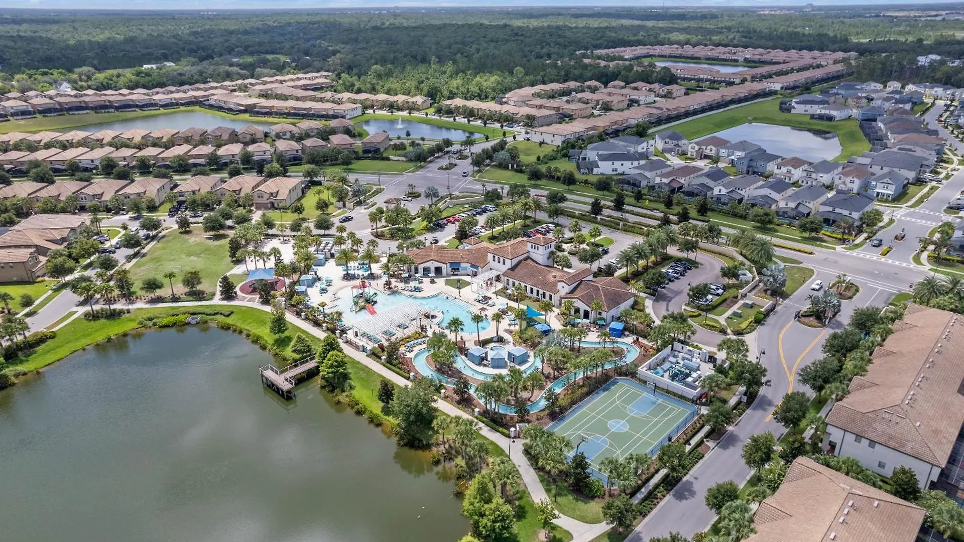 Windsor At Westside: 8br Near W/ Pool & Game