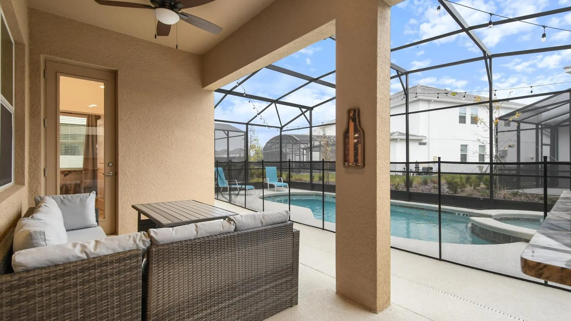 別荘 New Themed 12br Pool/spa/game/tiki Bar キシミー