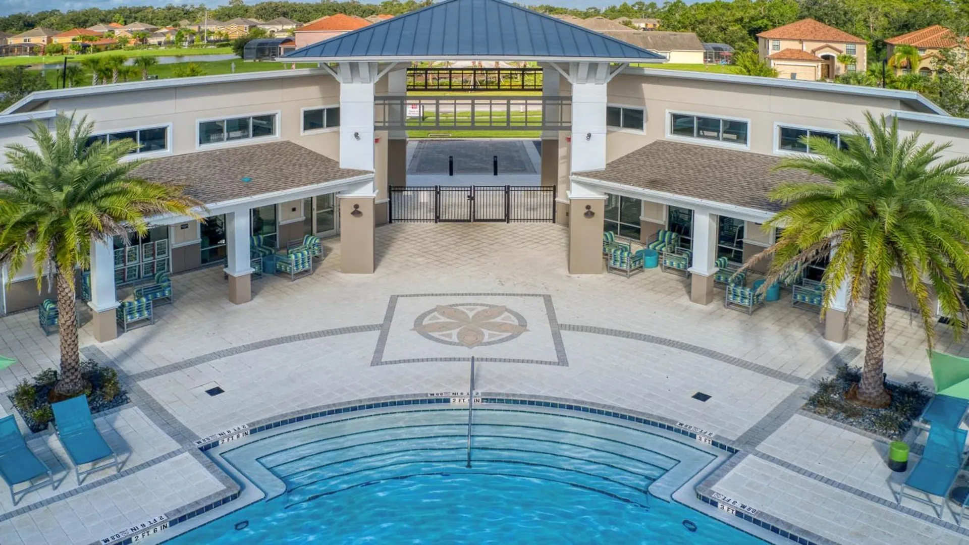 Spacious 12br Themed Pool/spa/bbq/game Kissimmee