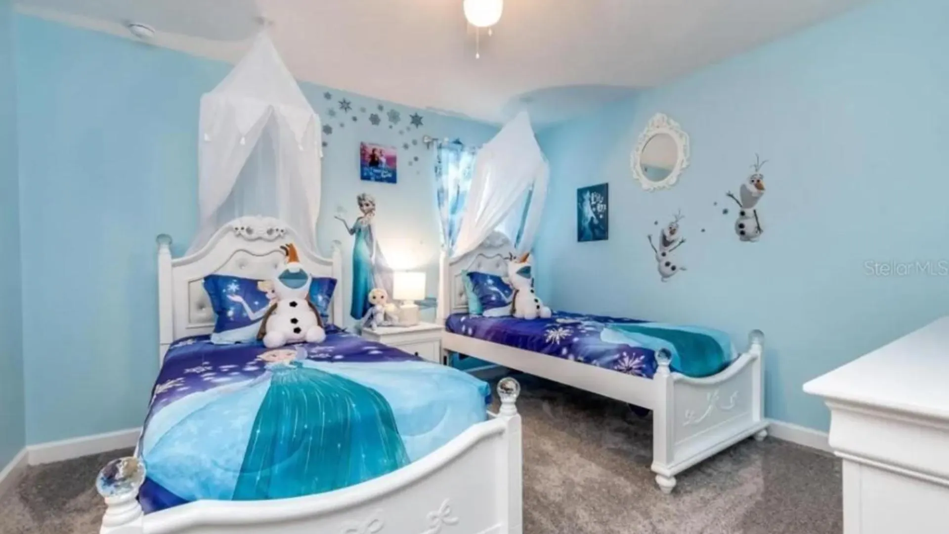 Spacious 8 Bedroom In Orlando6665