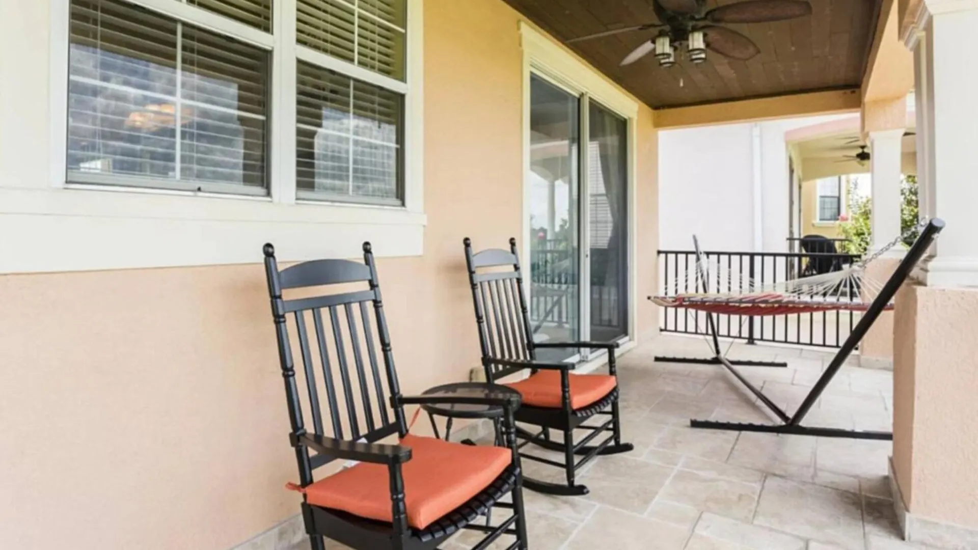 Luxurious 4 Bedroom In Orlando Oasis6643 Kissimmee