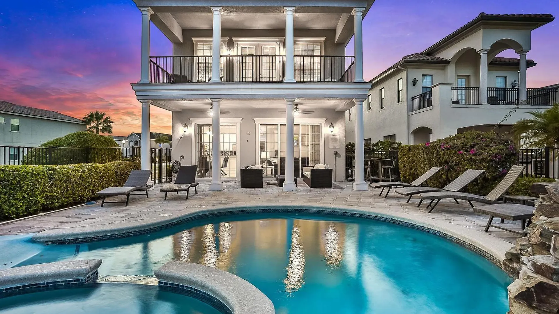Luxurious 5 Bedroom In Orlando Paradise6597 *