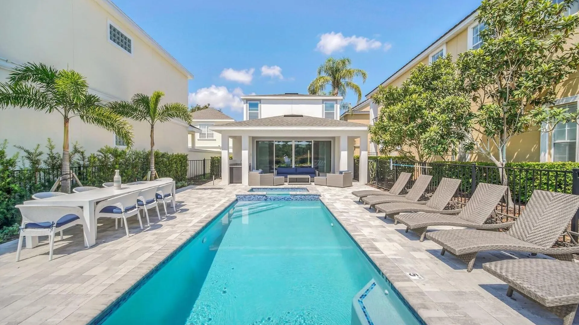 Your Dream Awaits In Orlando6579 Villa Kissimmee