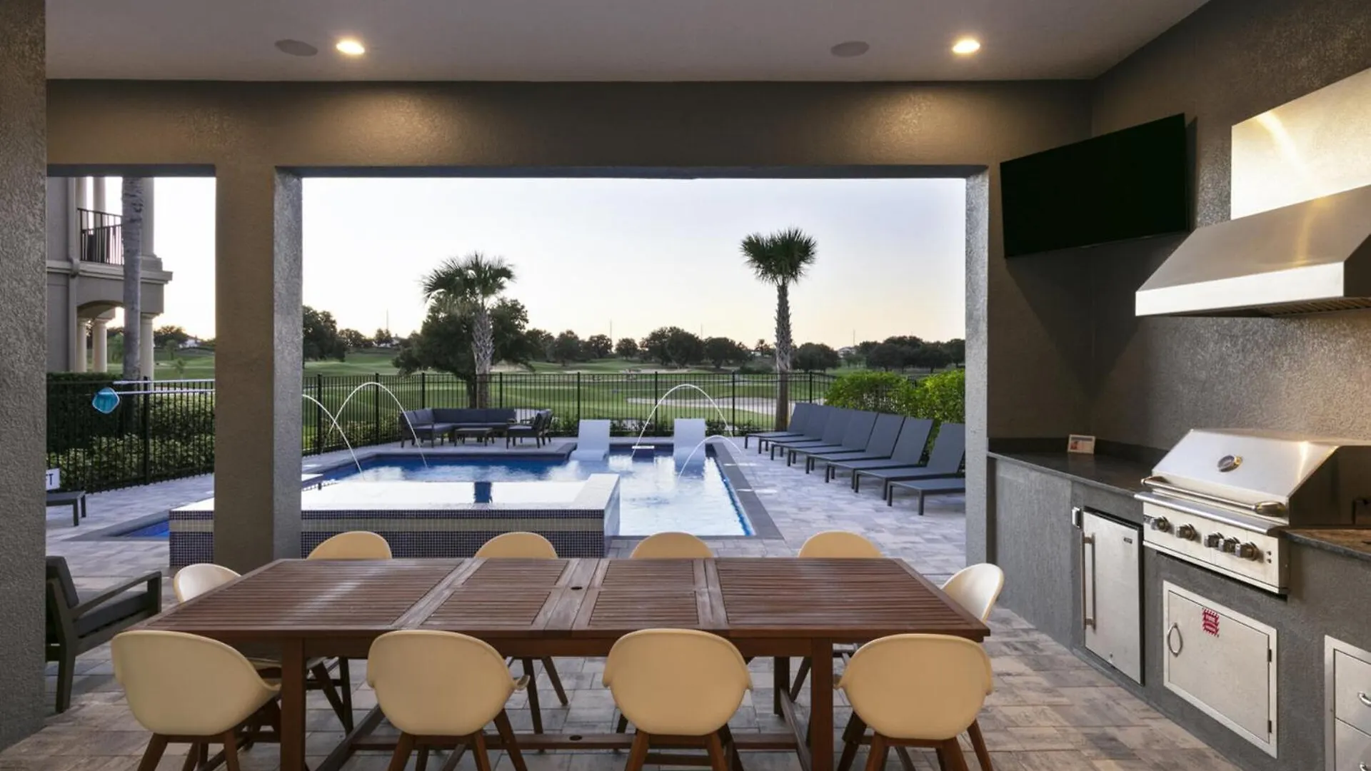 Tranquil Oasis With Lush Gardens In Orlando6557 וילה *