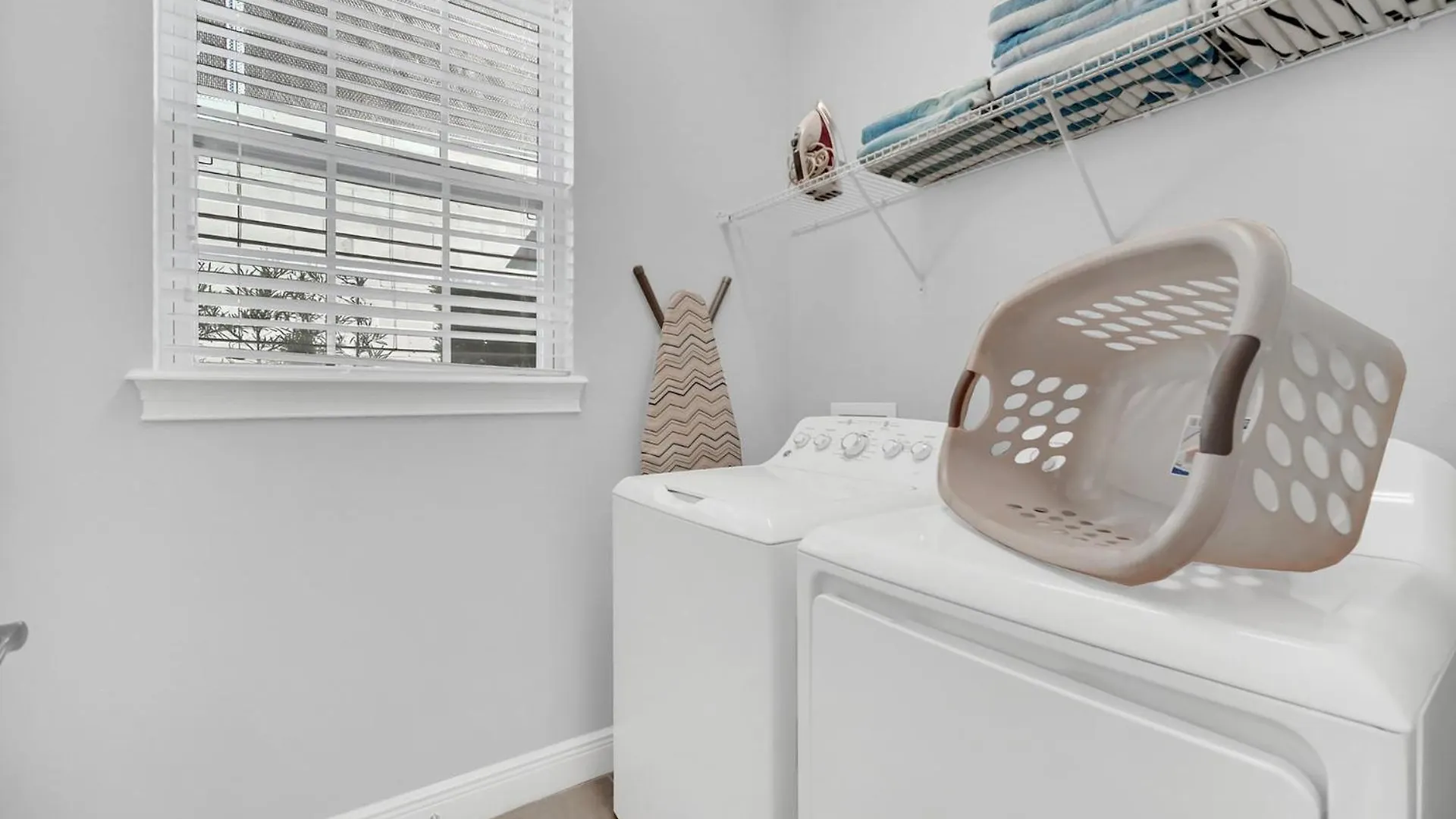 Dreamy 5 Bedroom Escape In Orlando6510 Villa *