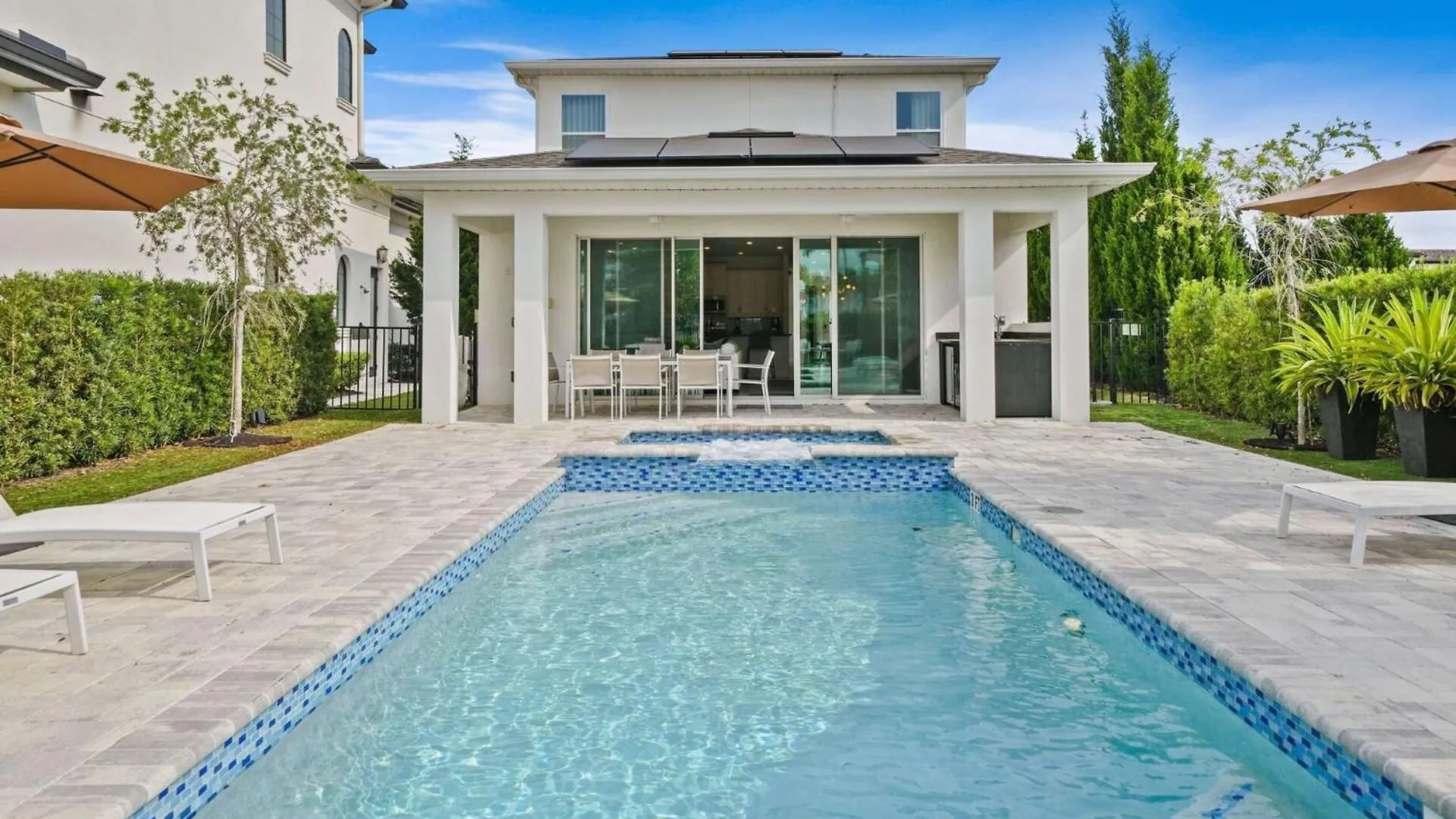 Chic And Stylish 4 Bedroom Haven In Reunion Ferienhaus *