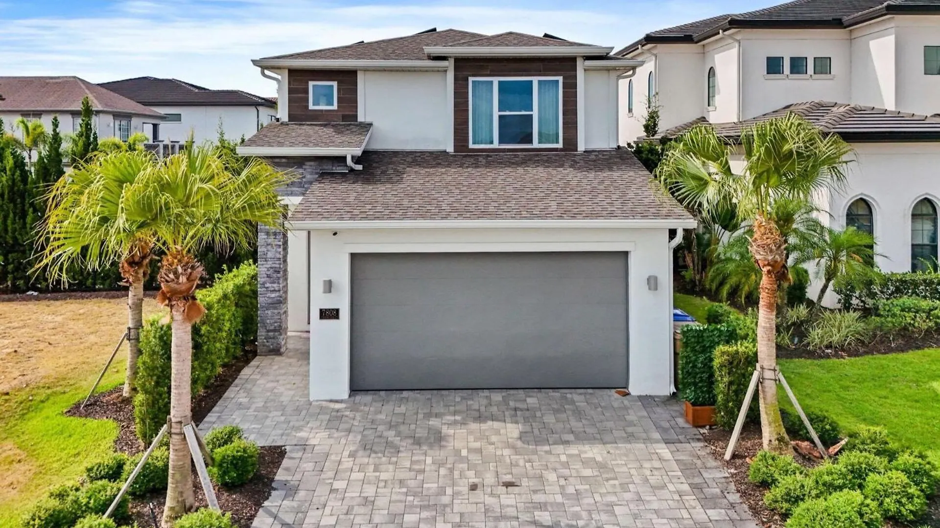 Chic And Stylish 4 Bedroom Haven In Reunion