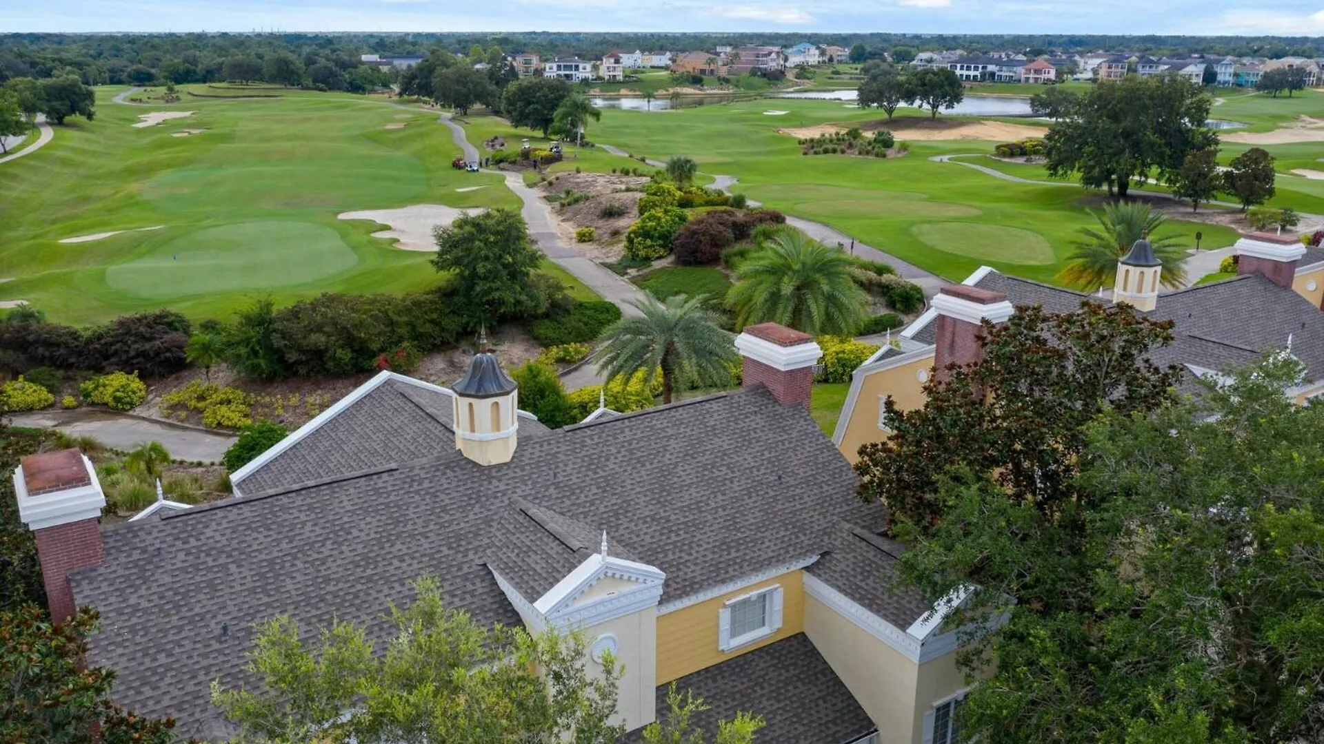 Perfect 3 Bedroom Townhome On Reunion And Orlando Townhome 5688