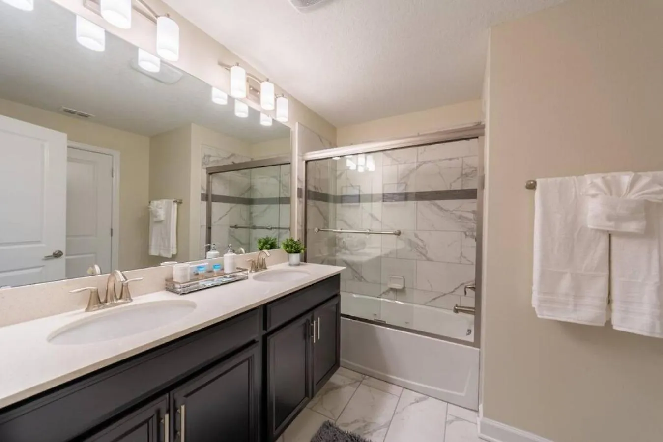 4924 Beautiful Townhome Private Pool Holiday home