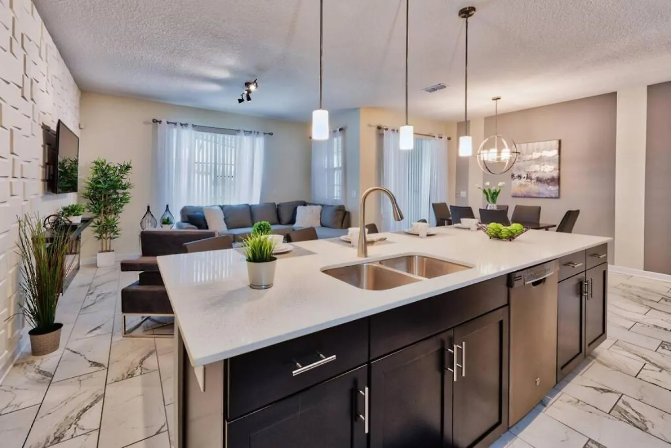 4924 Beautiful Townhome Private Pool Holiday home