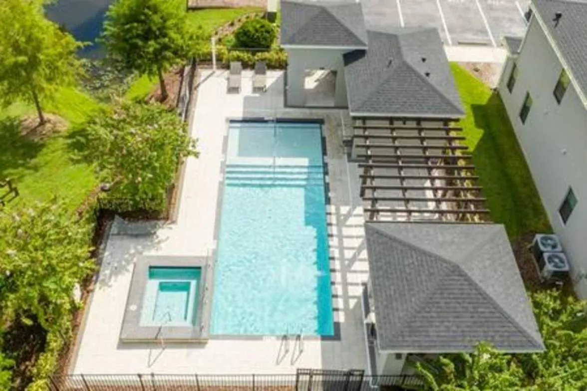 Beautiful 4 Bed3.5 Bath With Jacuzzi Kissimmee