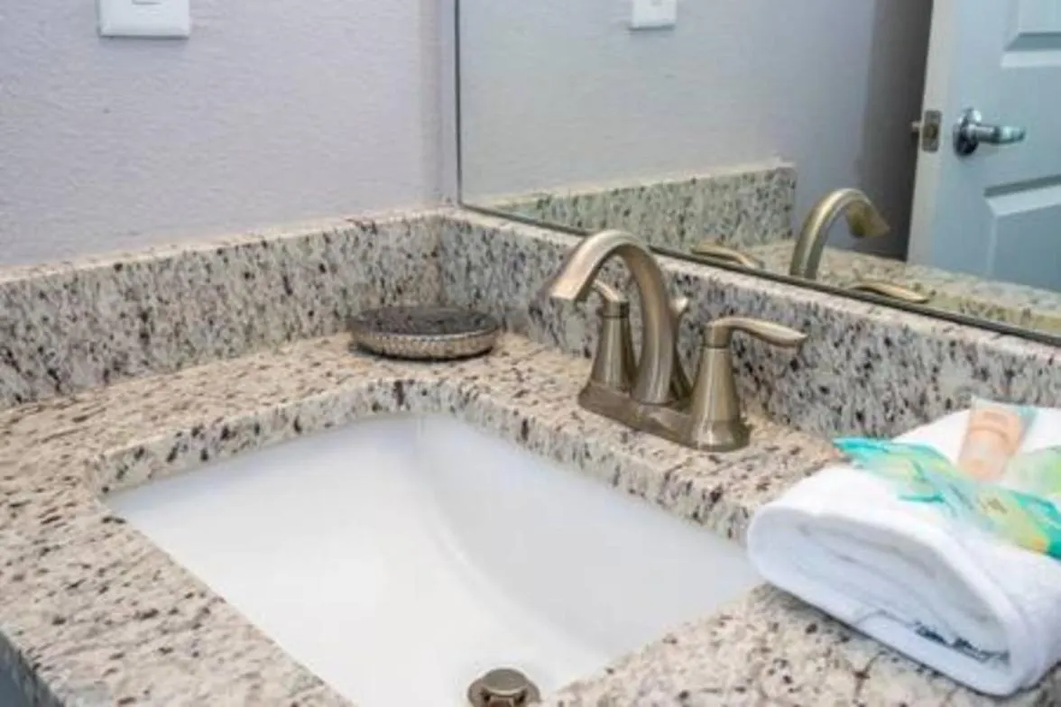 Beautiful 4 Bed3.5 Bath With Jacuzzi Kissimmee