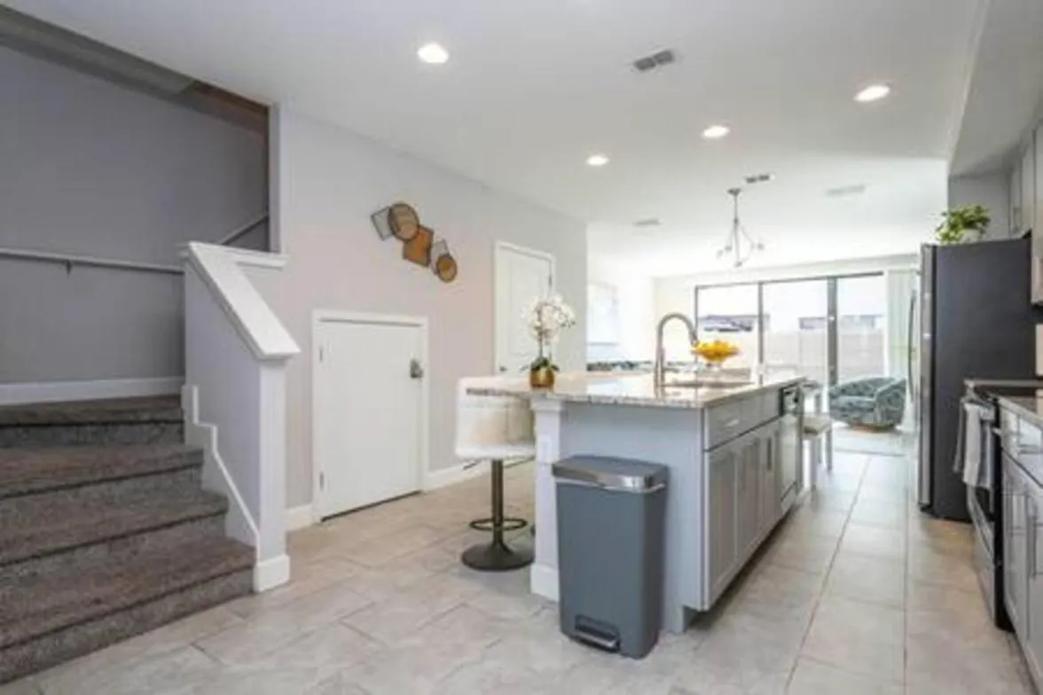 Beautiful 4 Bed3.5 Bath With Jacuzzi Kissimmee