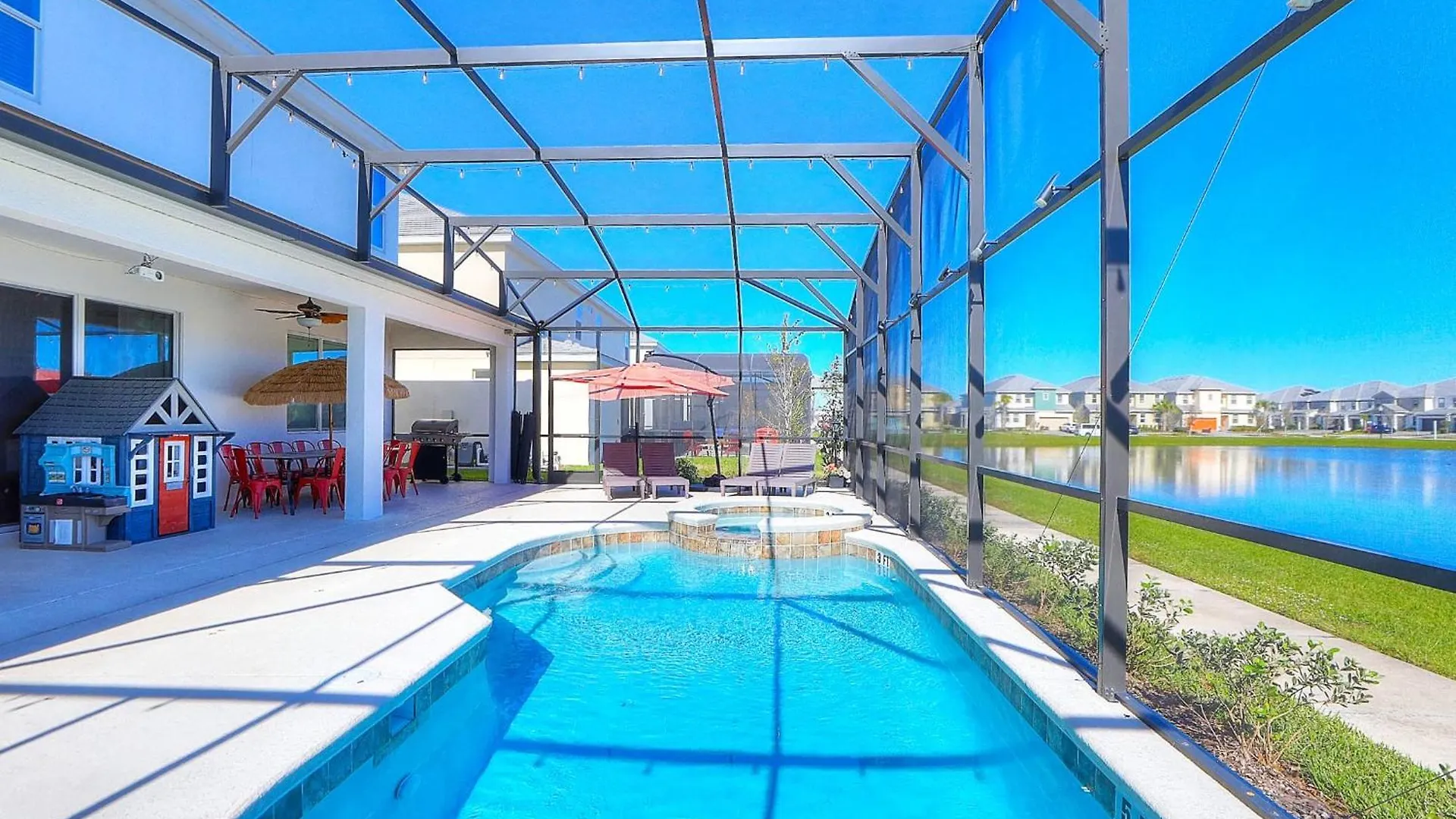 Showstopper 15br Lakeside Villatheater Casa de Férias