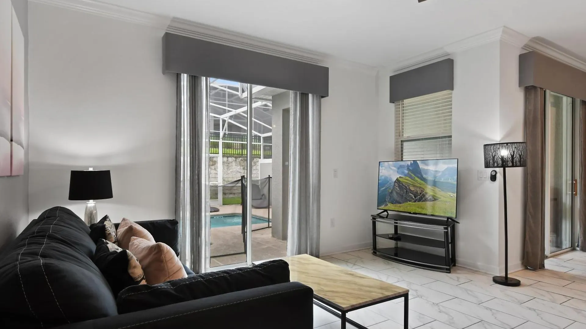 בית נופש Cozy Family Retreat With Pool Near World