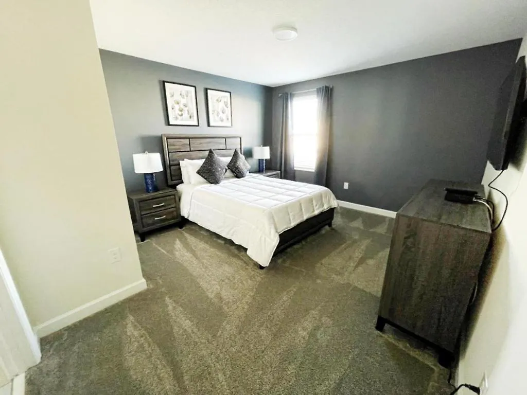 Luxury 7 Bedroom 5 Bath Pool 208 Kissimmee