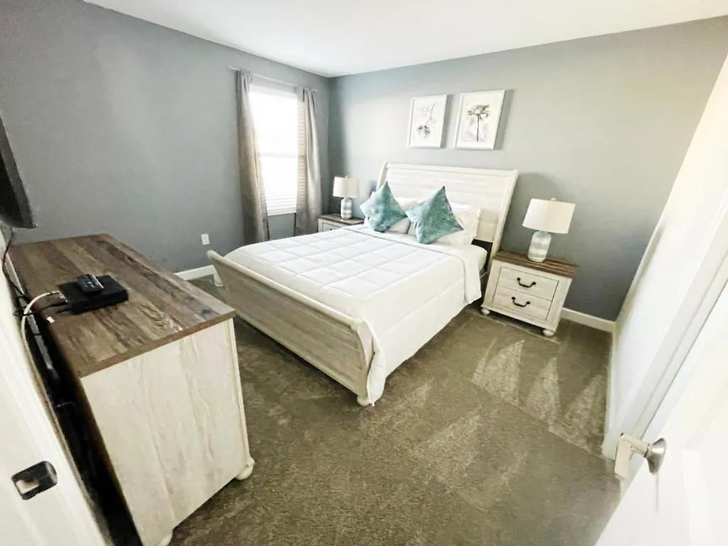 Holiday home Luxury 7 Bedroom 5 Bath Pool 208 Kissimmee