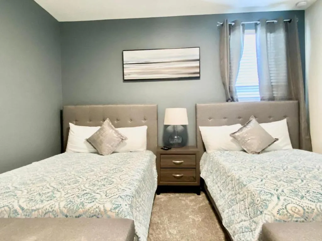 Luxury 6 Bedroom 5 Bath Pool 201 Holiday home *