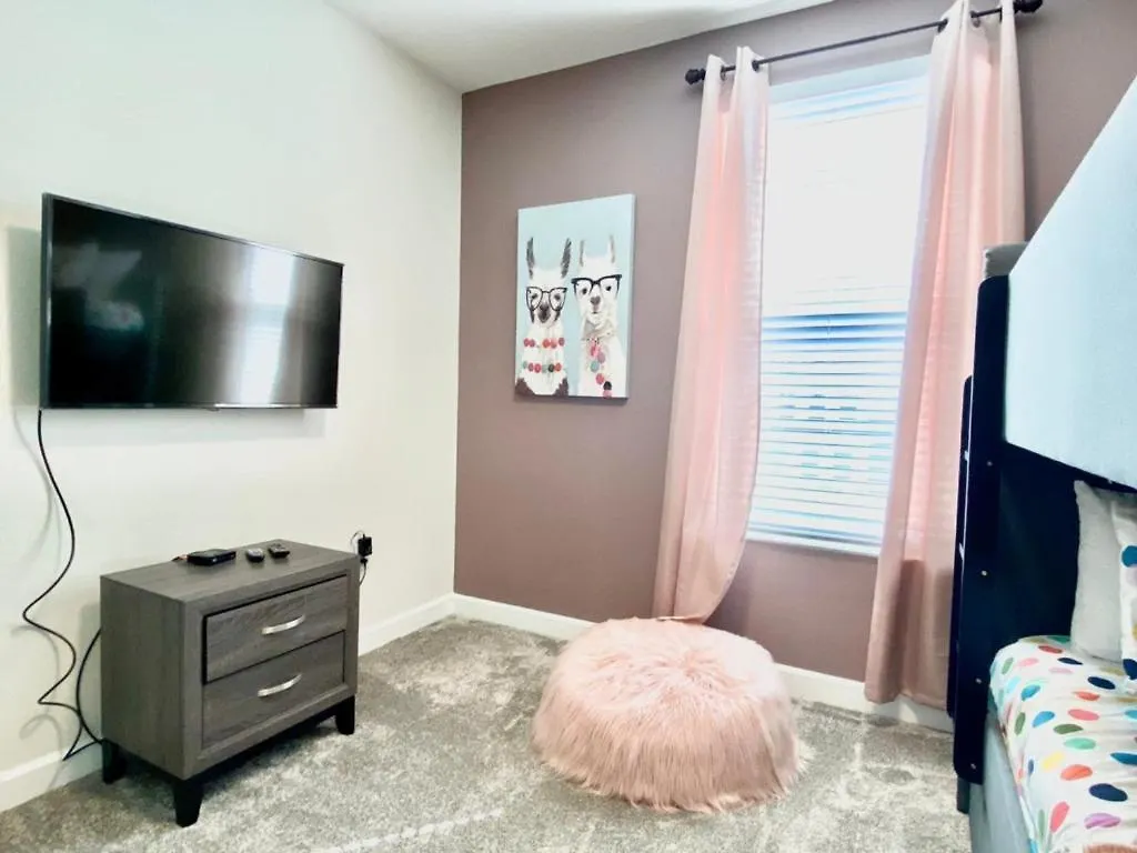 Holiday home Luxury 6 Bedroom 5 Bath Pool 201 Kissimmee