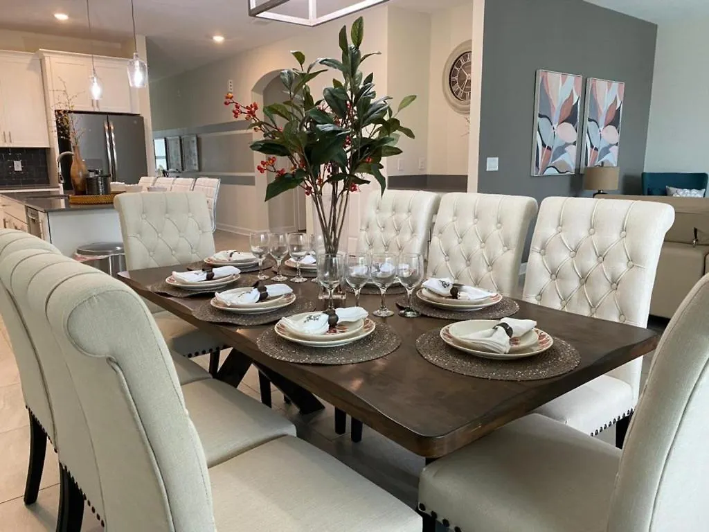 Luxury 6 Bedroom 5 Bath Pool 187 Holiday home *