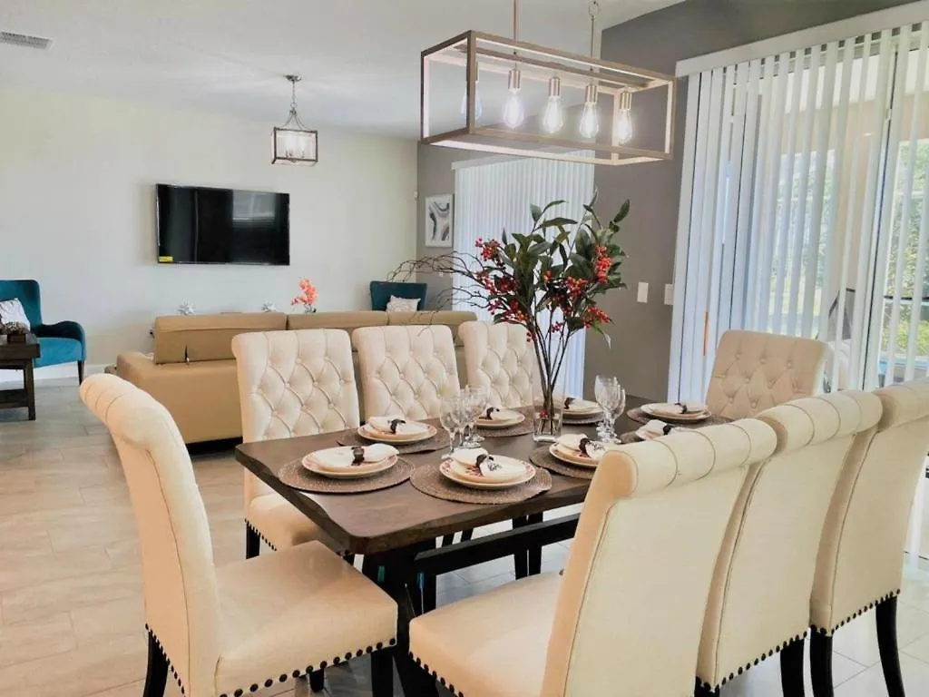 Holiday home Luxury 6 Bedroom 5 Bath Pool 187 *