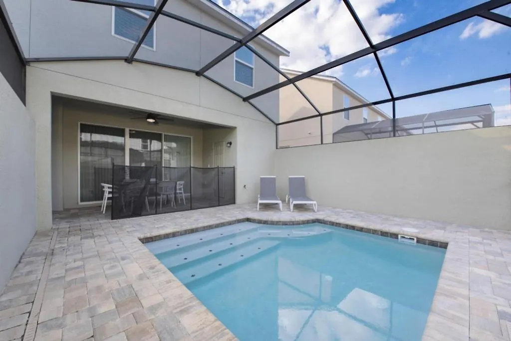 Luxury 5 Bedroom 4 Bath Private Pool 228 * Kissimmee
