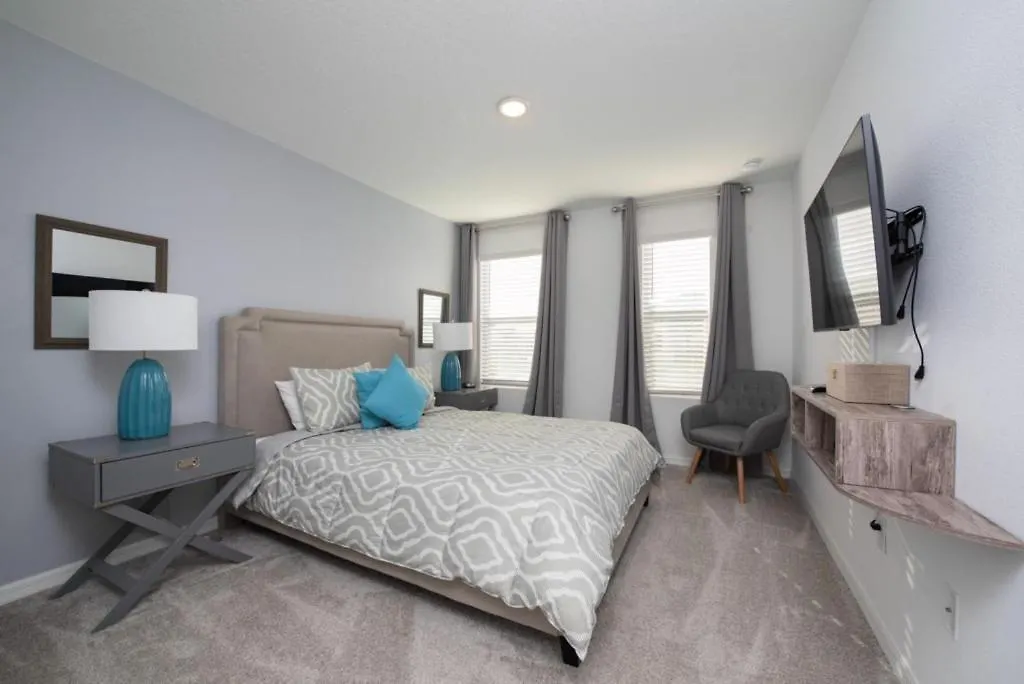 Holiday home Luxury 5 Bedroom 4 Bath Private Pool 228 *