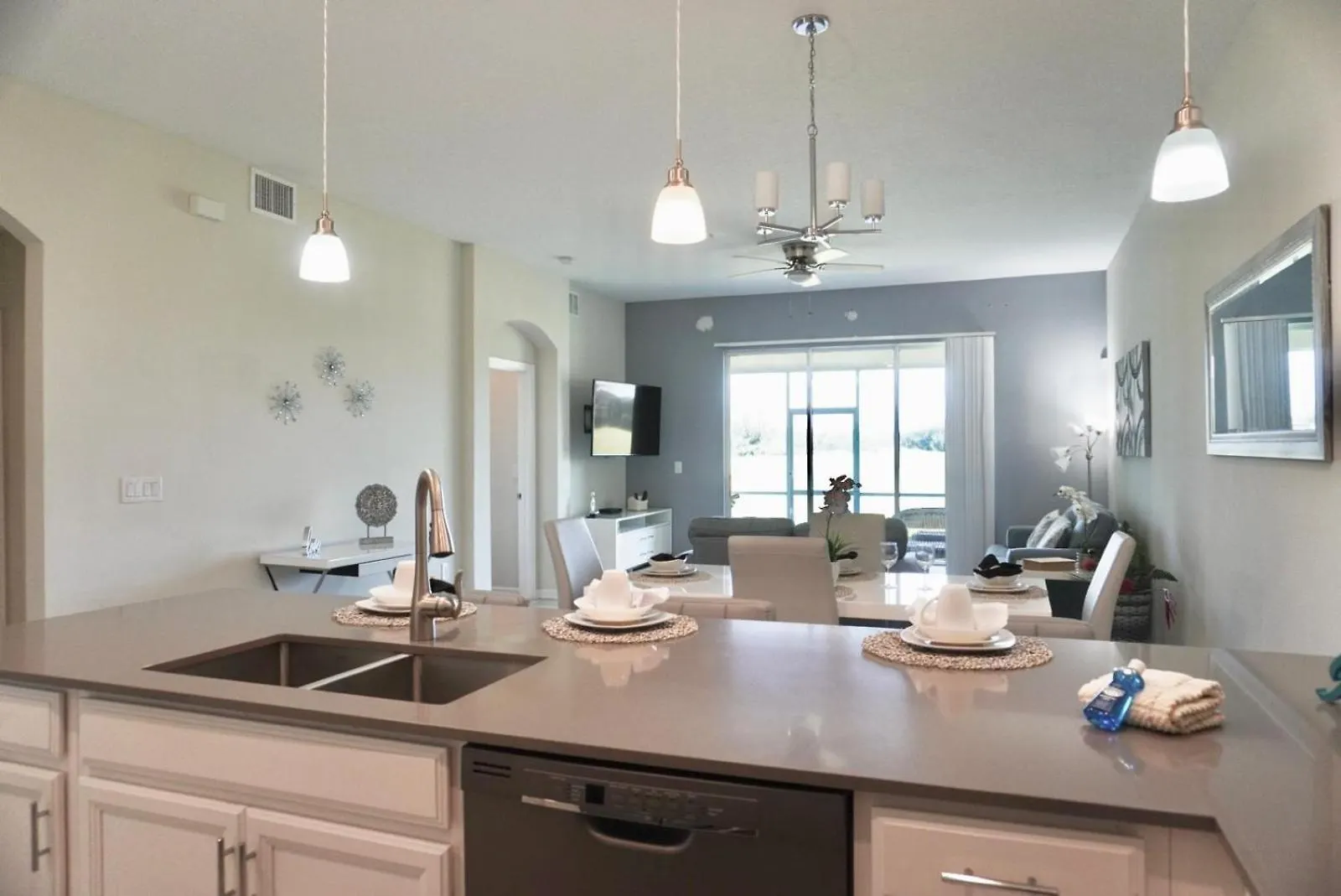 Сasa de vacaciones Luxury 2bd 2 Bath 222 Kissimmee