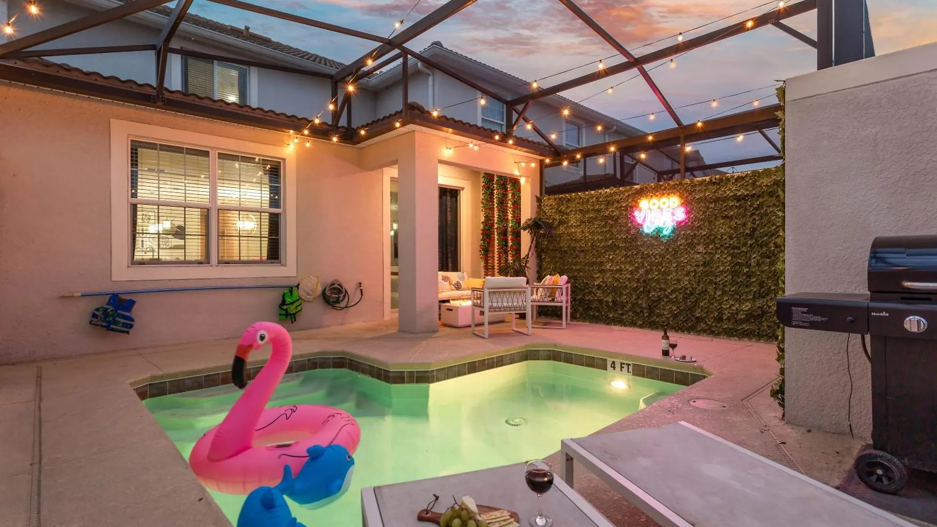 Enchanted Escape, Private Pool, Near To & Universal Ferienhaus *