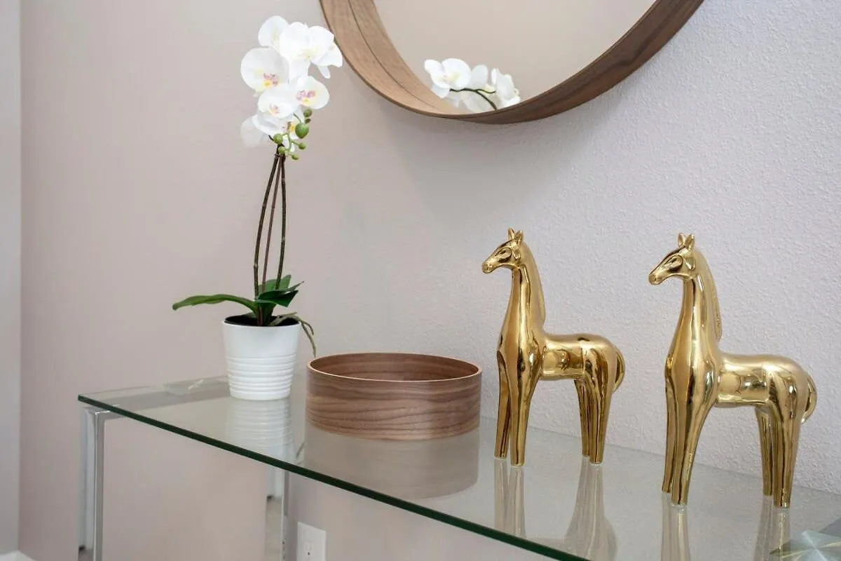 Gorgeous Two Bedroom Apto Close To 306 Feriehus *