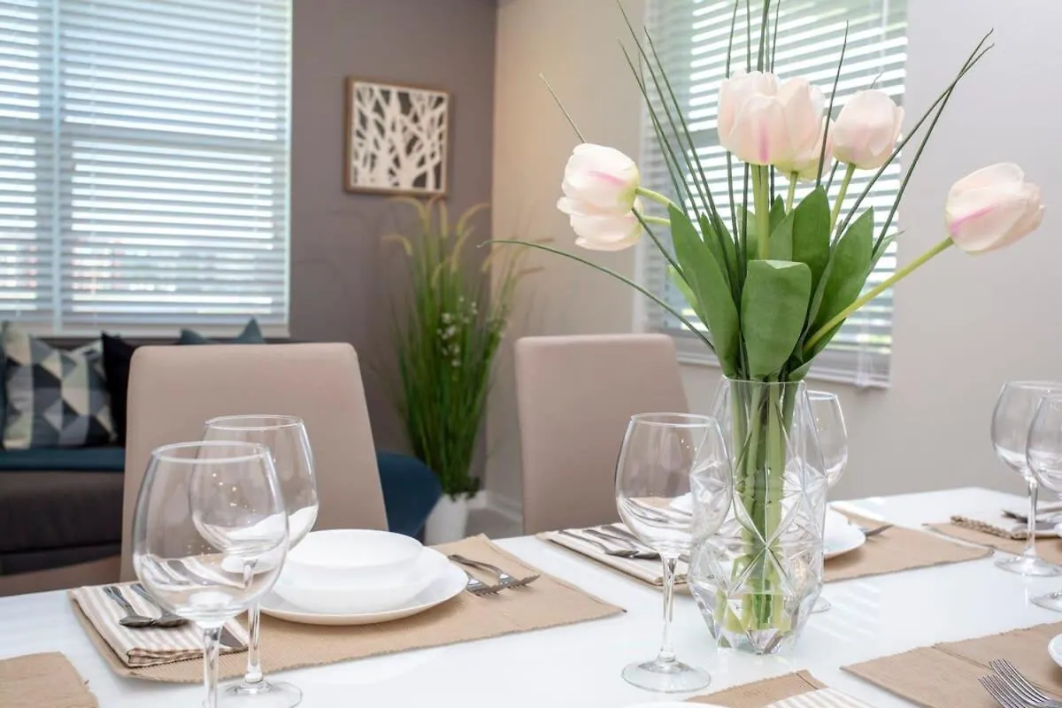Gorgeous Two Bedroom Apto Close To 306 Feriehus *