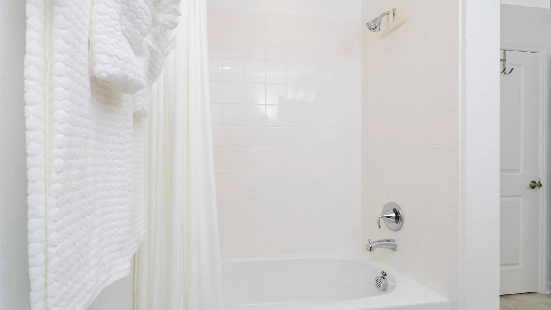 Semesterbostad Gorgeous 3bd 8 Guests @storey Close To 101 3191 Kissimmee