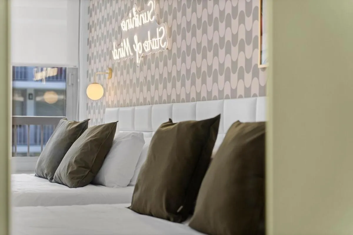 With Spacious King & Queen Bed, Pet-friendly, 8 Min From Disney, Pool And Parking アパート キシミー