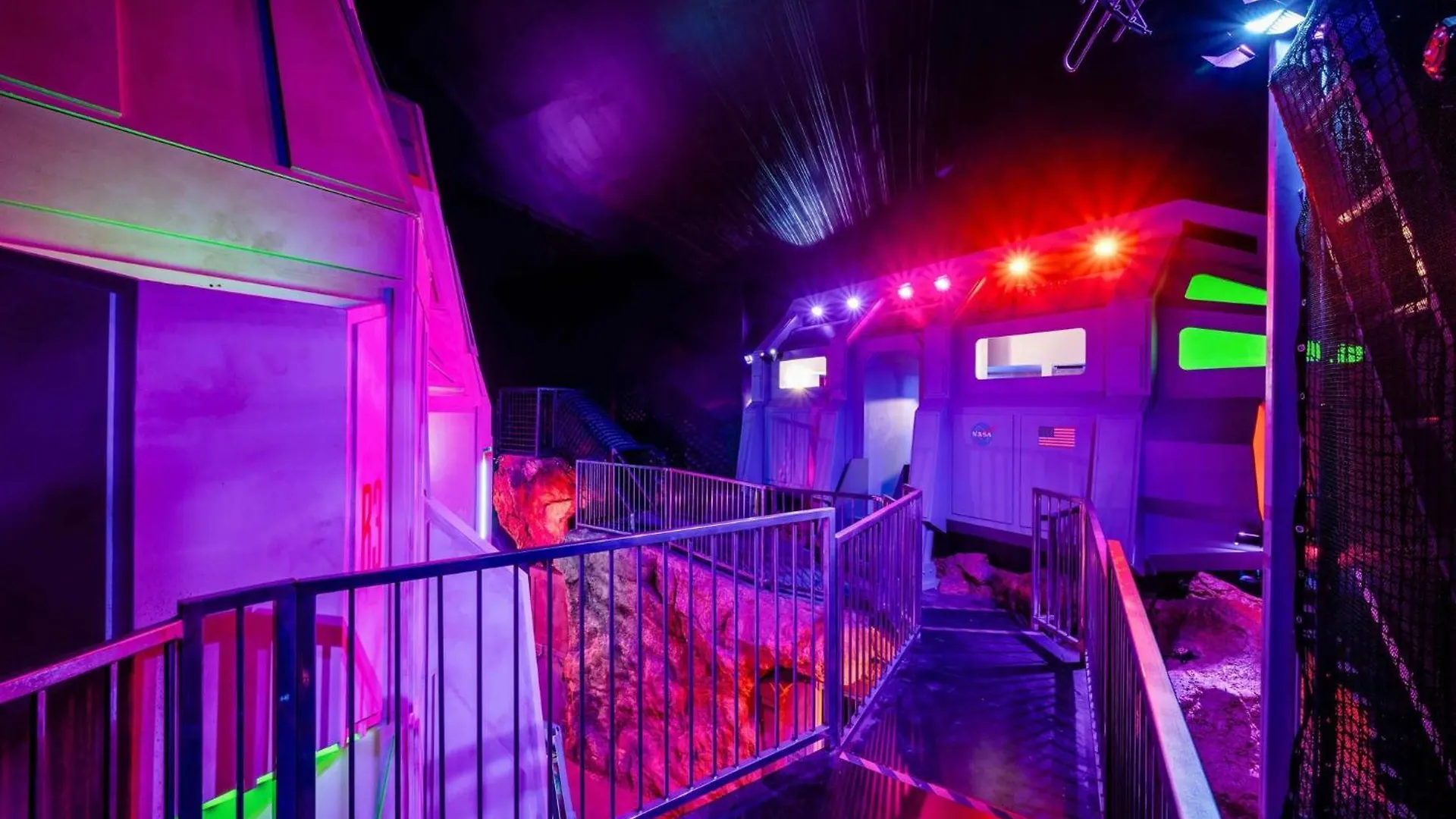 Villa Morlando Space Mansion-tt469