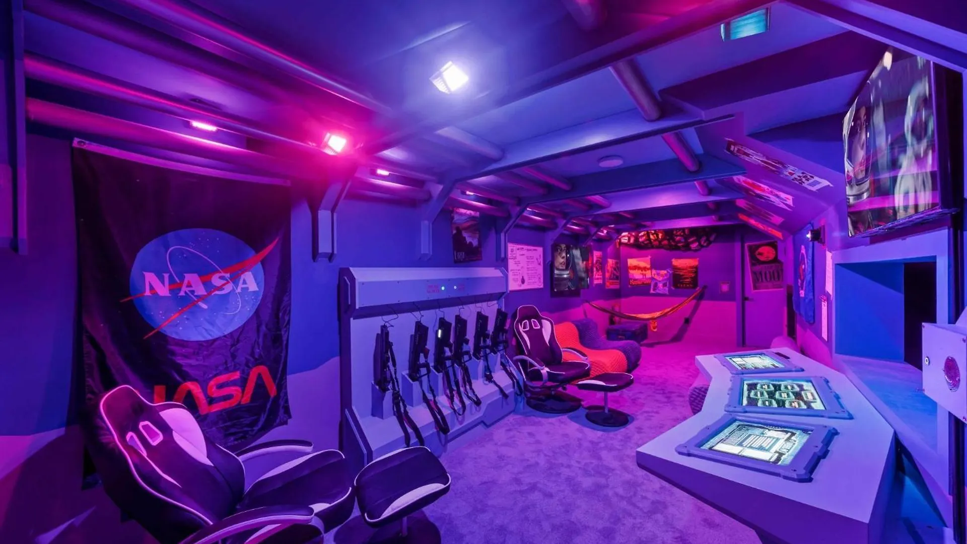 Villa Morlando Space Mansion-tt469 *