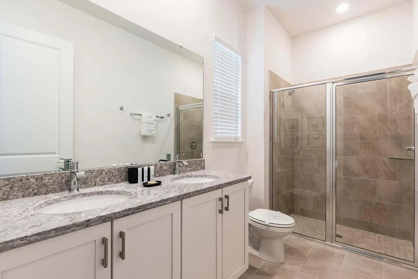 The Chic Retreat At Reunion-tt403