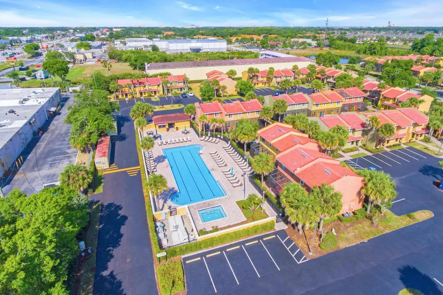 Orlando Close To & Free Water Park