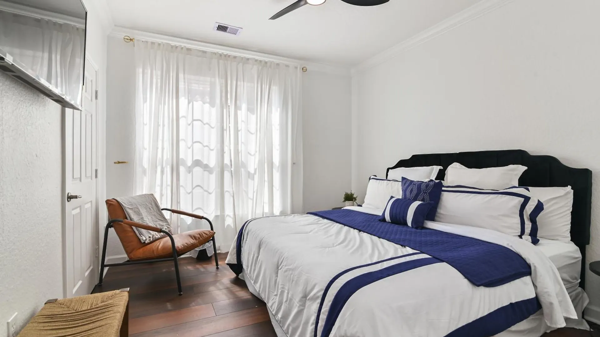 Spacious Modern 3br-2ba In Champions Gate