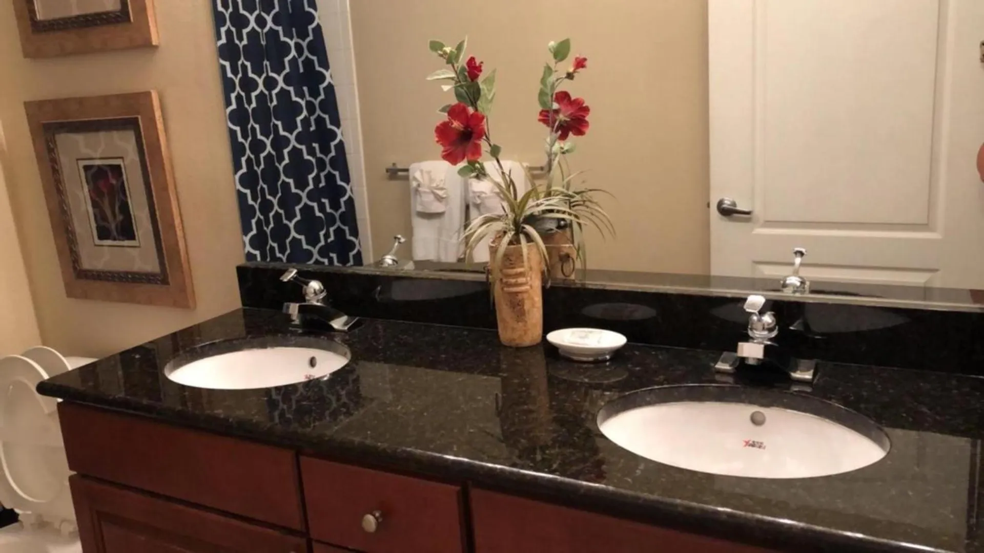 Cane Island 2br Condo, Close To Attractions *