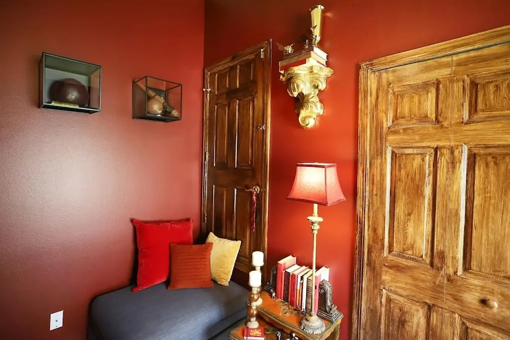 Magical 5-bedroom Near Universal's Wizarding World *