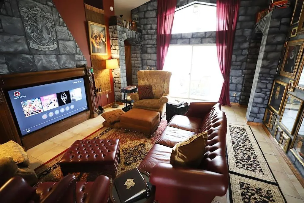 Magical 5-bedroom Near Universal's Wizarding World *