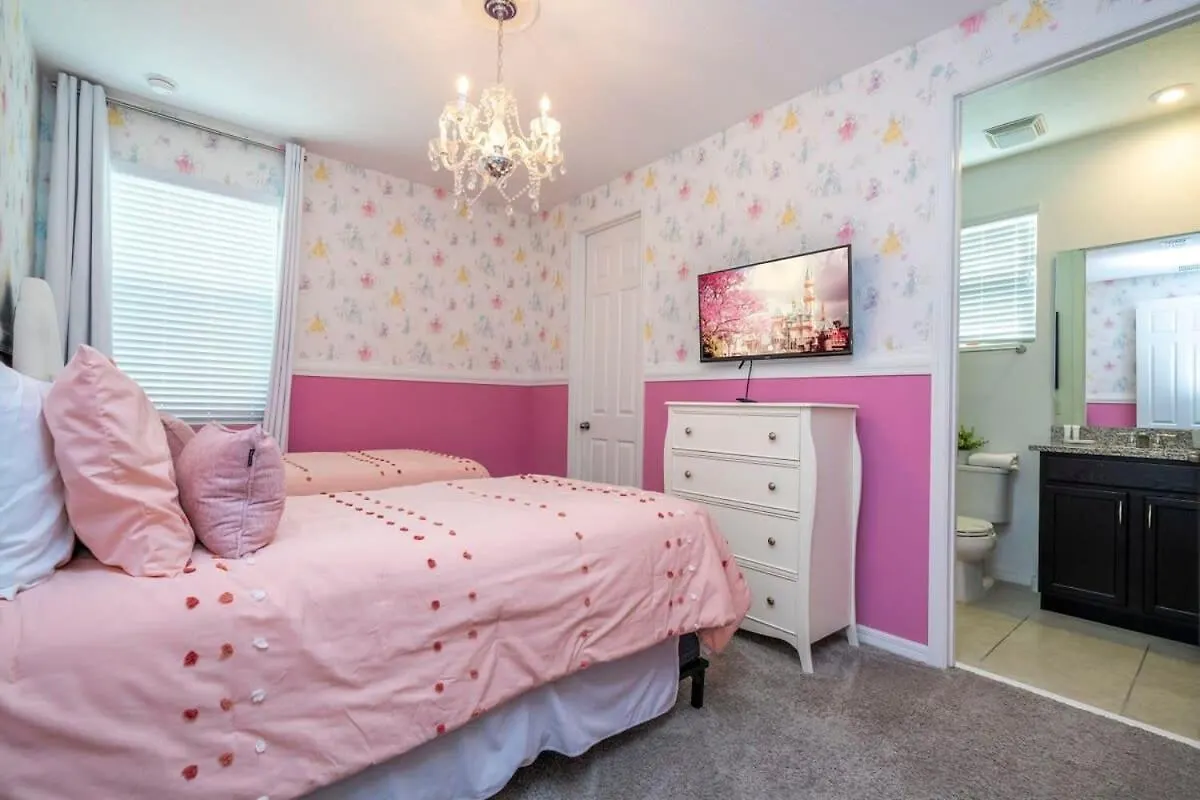 Wonderful 6 Bd W/ Game And Pool 8991 Kissimmee