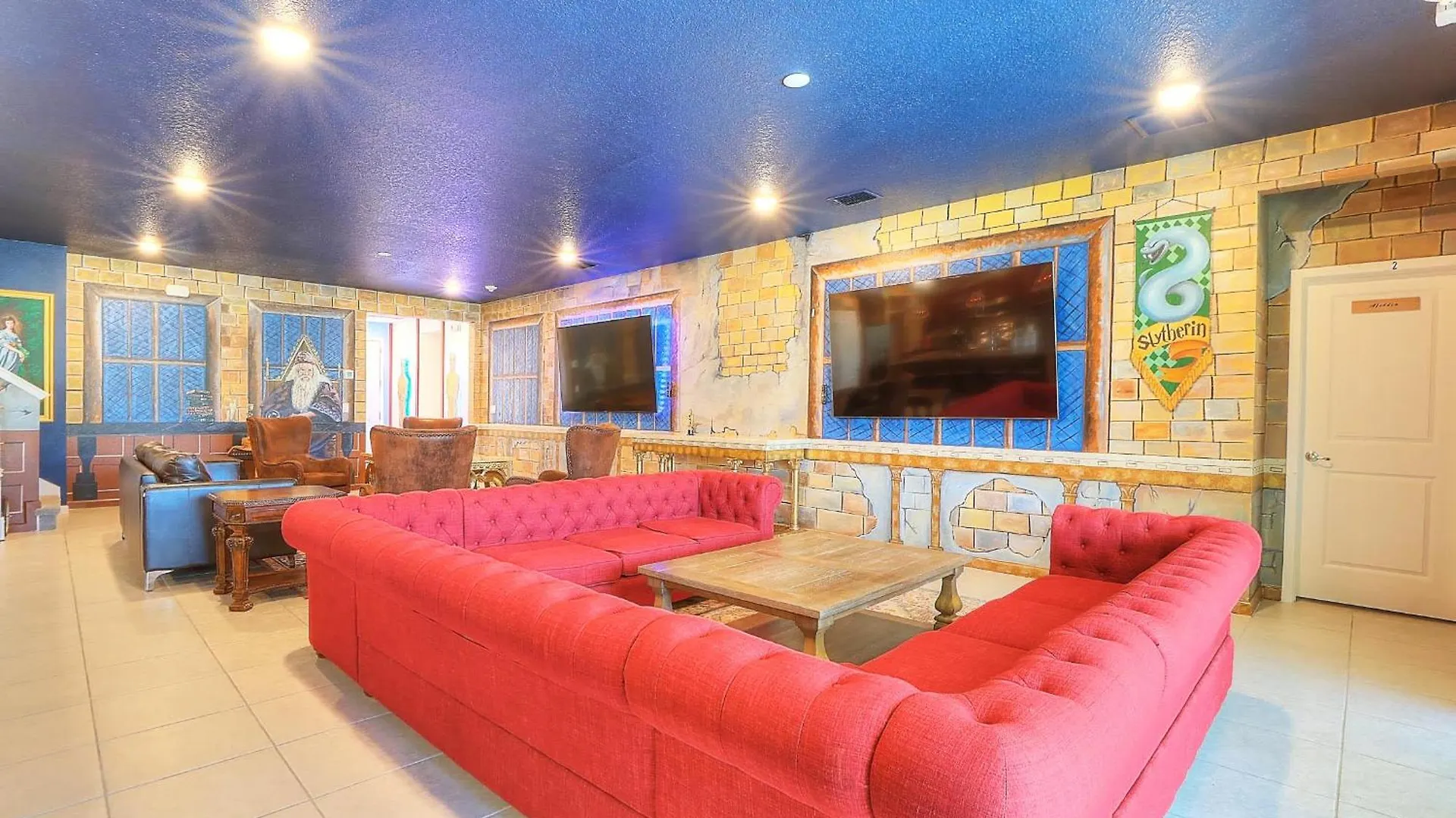 Breathtaking Lakeside 15b Movie Theme Pool-spa בית נופש