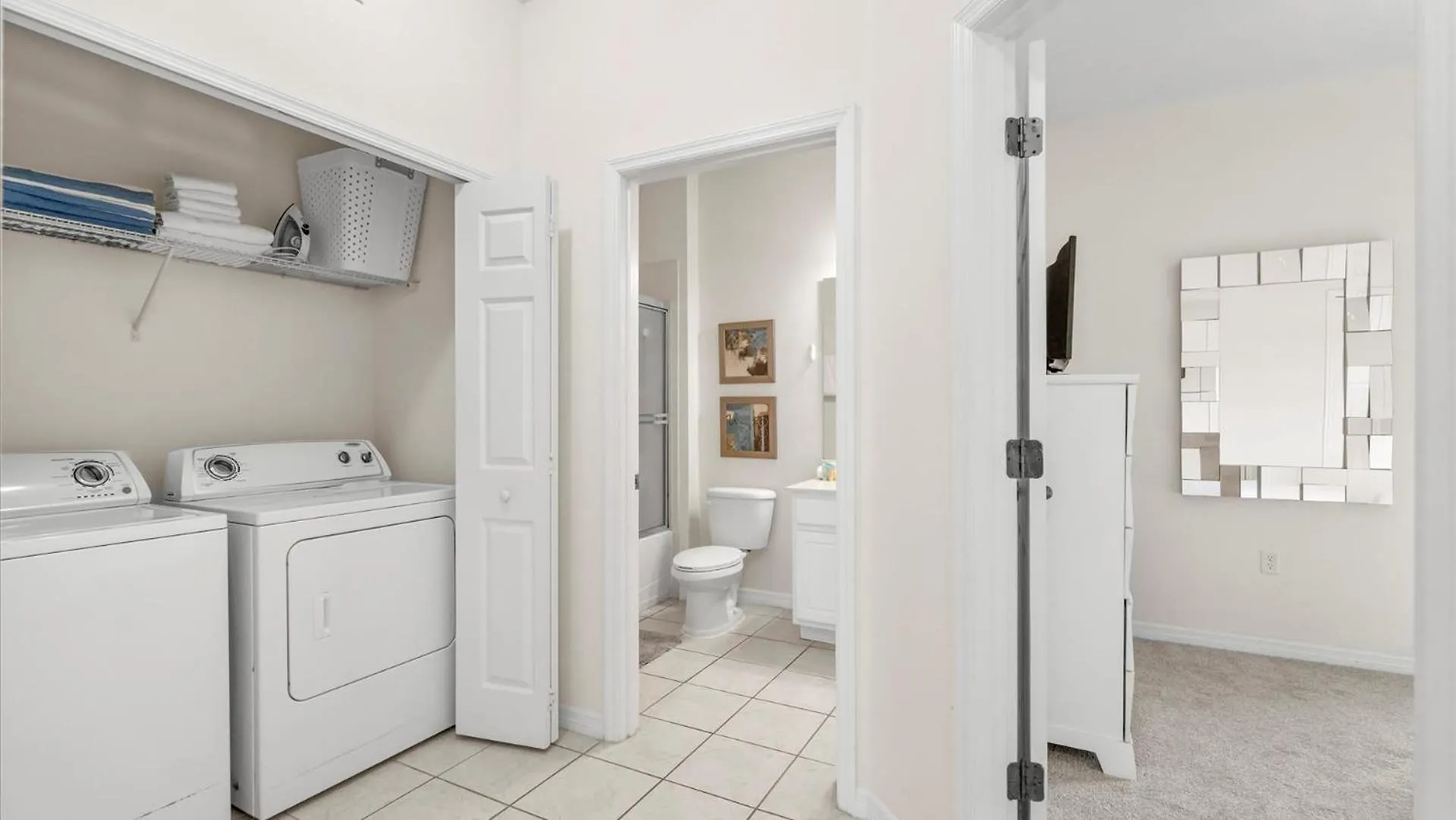 Spacious Family Townhouse Sleeps 8 Сasa de vacaciones