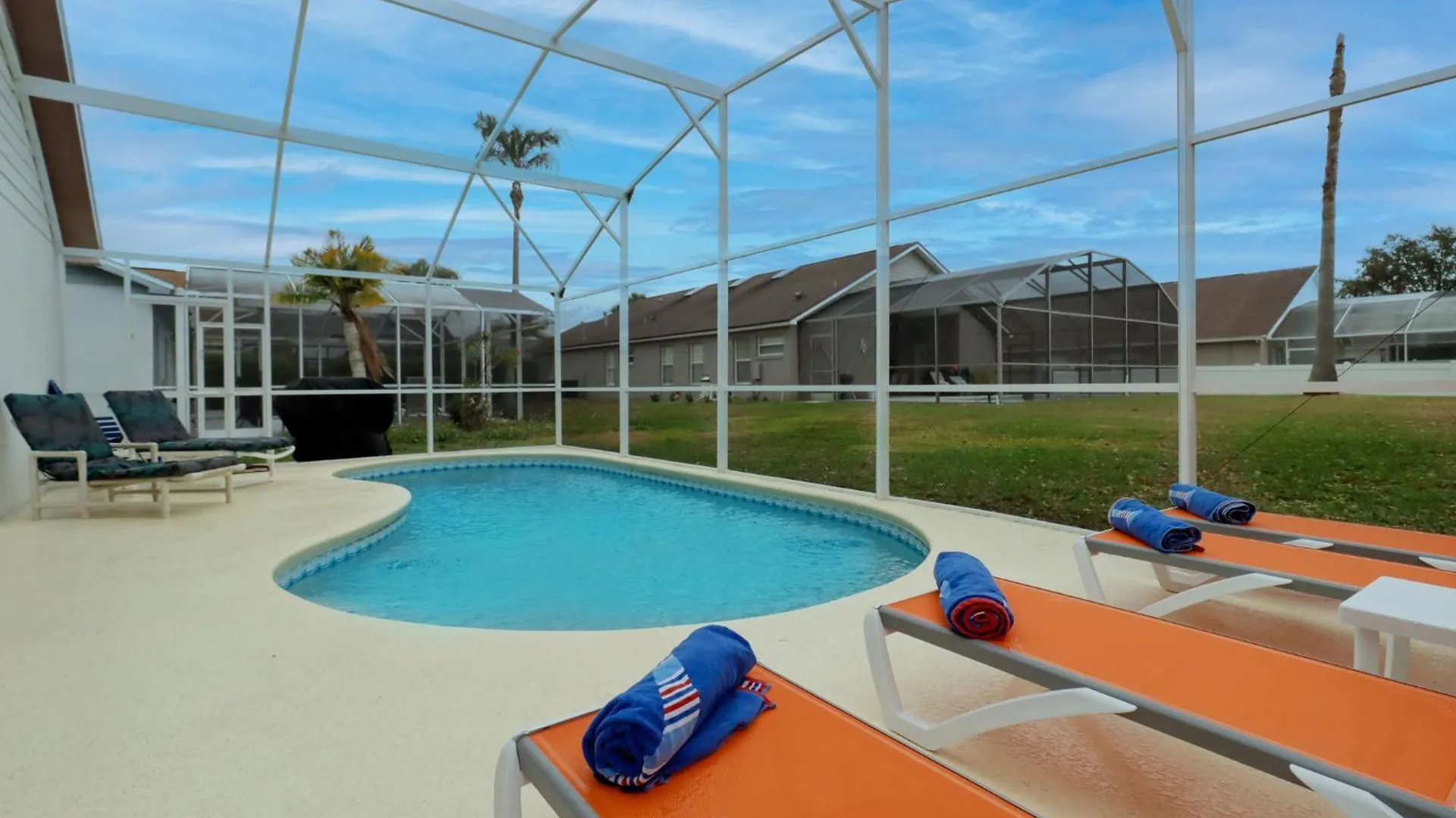 Makin Dreams With White Rose - Private Pool - Game - Family Friendly - Nr Hébergement de vacances *