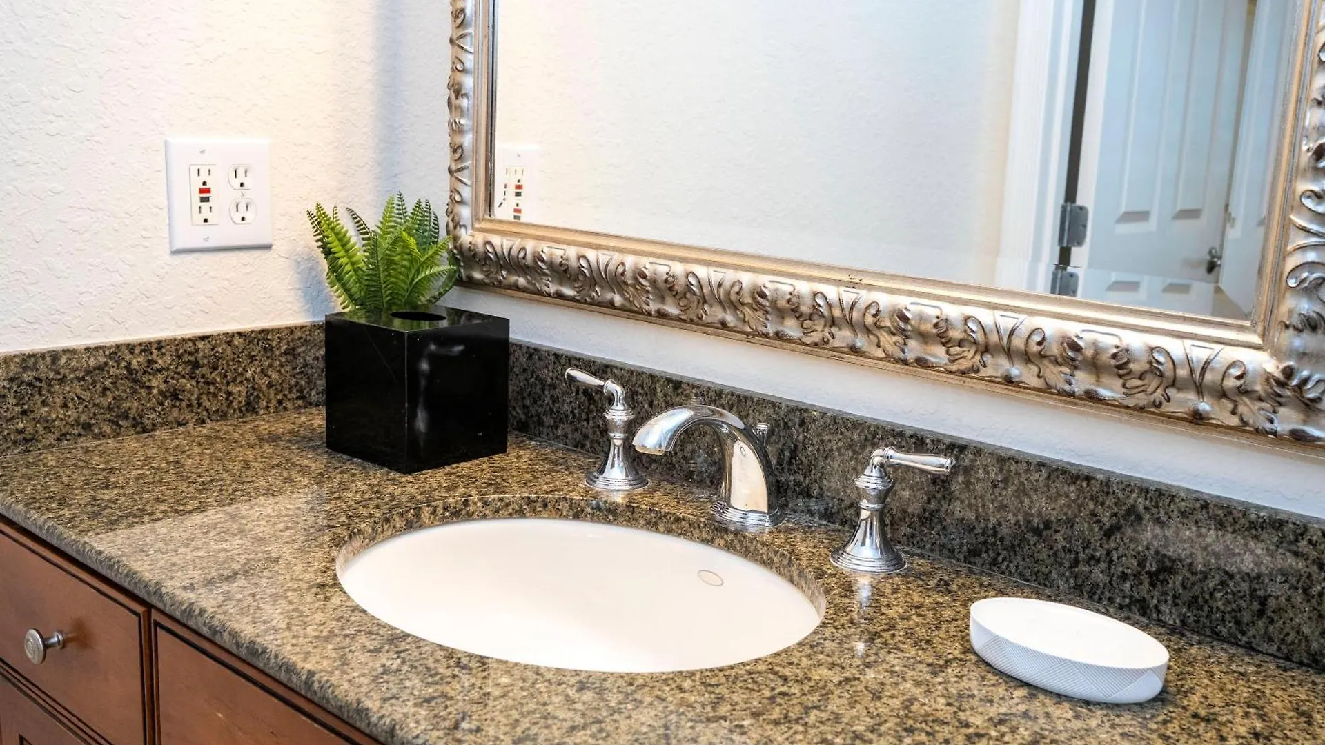Luxury 3bd At Reunion Apartment Kissimmee