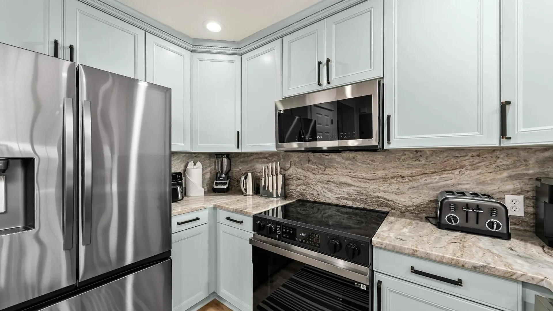 North Paradise, 3 Bed, 3 Bath, Near Attractions, Reunion Membership, 1342 Kissimmee
