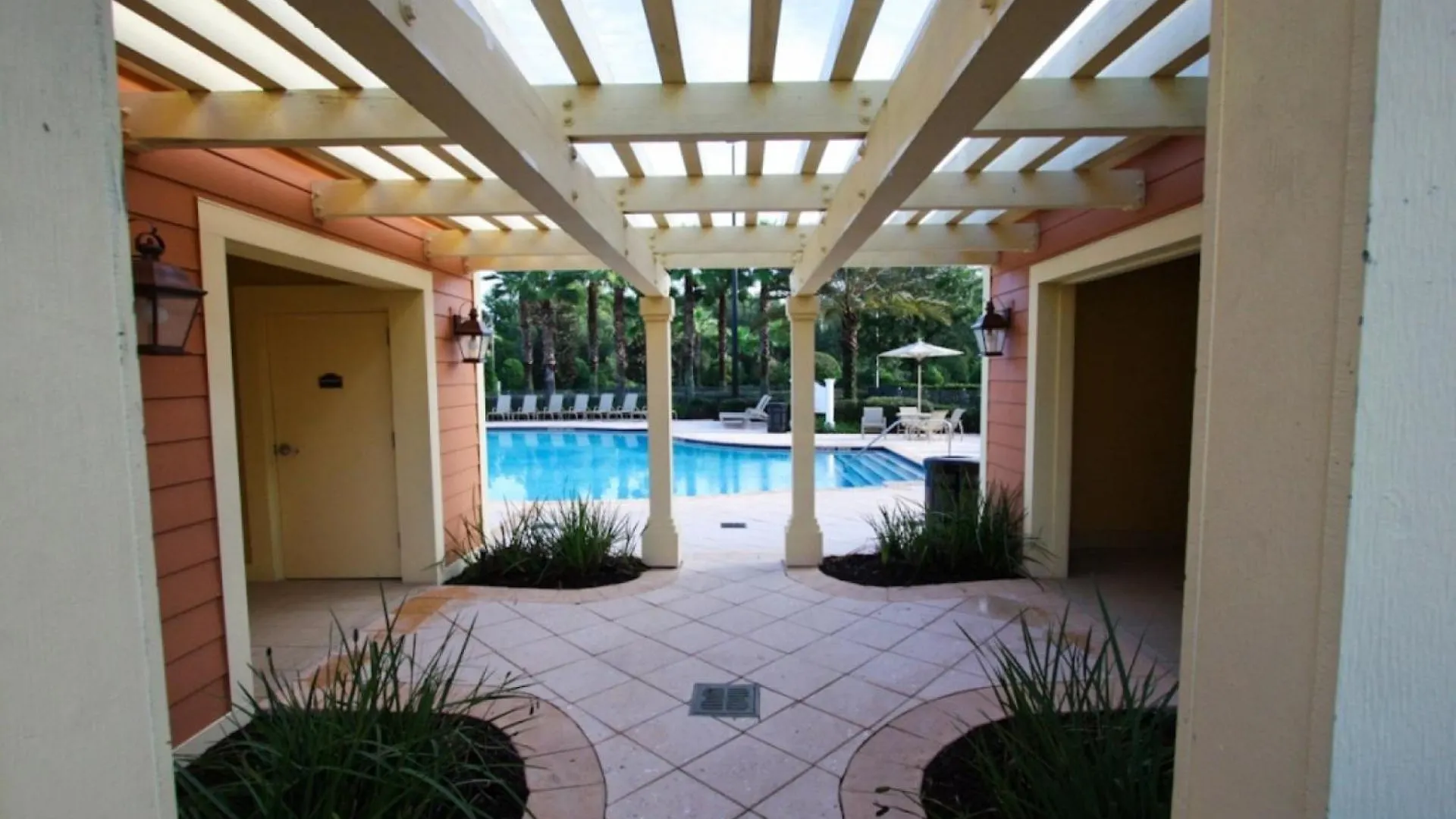 5 Bed Townhouse Near - Reunion Holiday home *