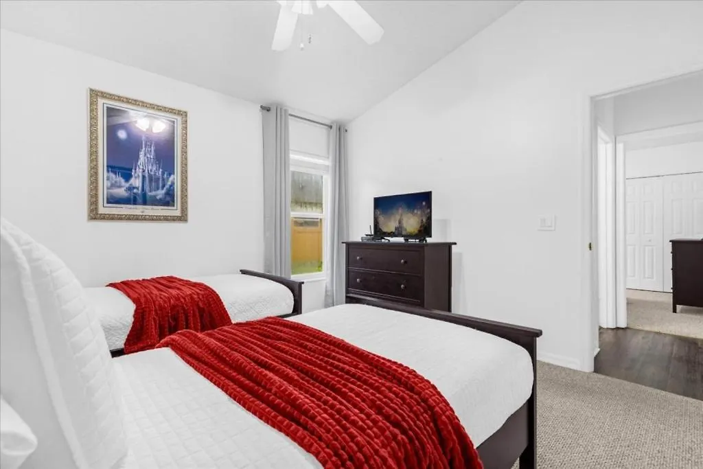 Cozy 5br Near Mickey Pool